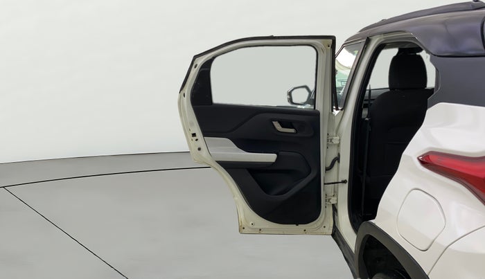 2023 Tata PUNCH CREATIVE  AMT, Petrol, Automatic, 27,582 km, LHS Rear Door