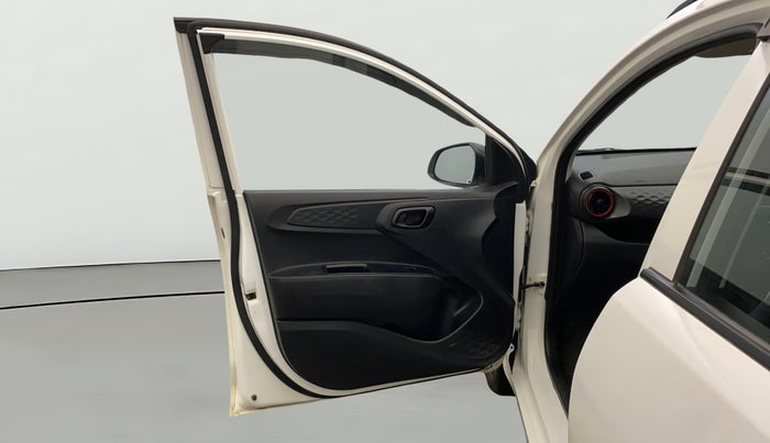 2022 Hyundai GRAND I10 NIOS MAGNA CORPORATE EDITION 1.2 KAPPA VTVT, Petrol, Manual, 42,273 km, LHS Front Door