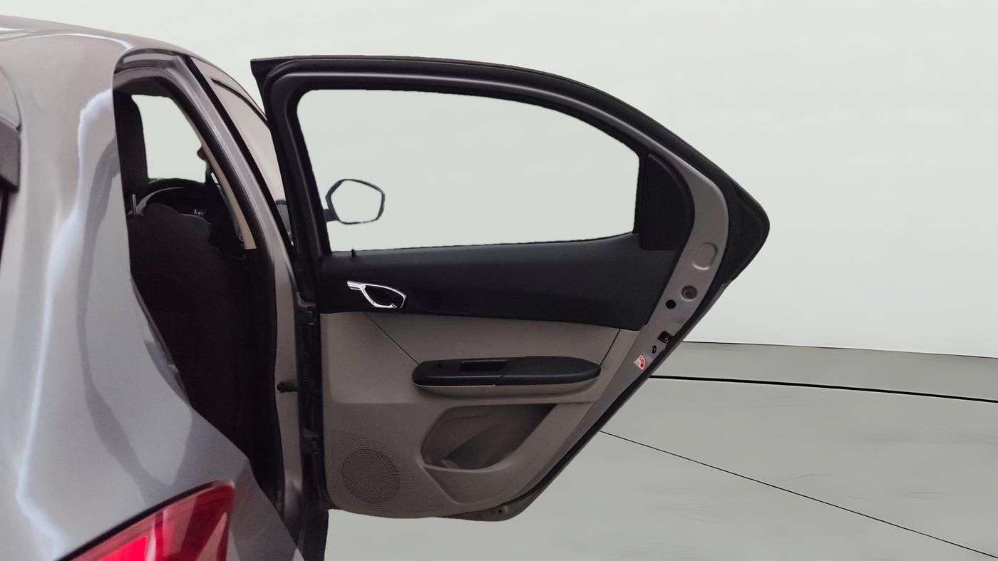 2018 Tata Tiago XZA PETROL, Petrol, Automatic, 43,111 km, RHS Rear Door