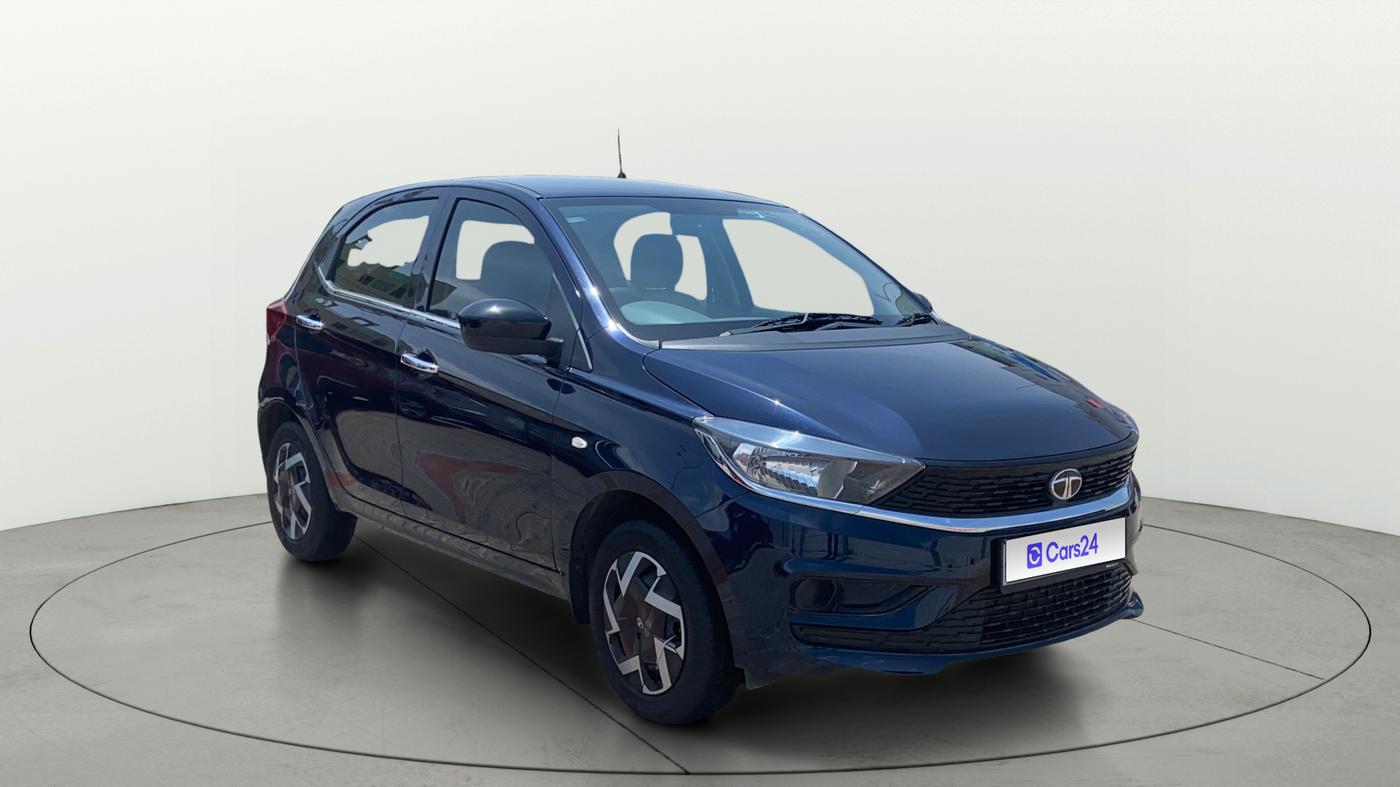 2025 Tata Tiago XM PETROL, Petrol, Manual, 12,894 km, Right Front Diagonal