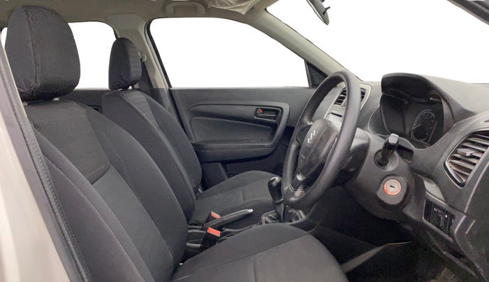 2021 Maruti Vitara Brezza LXI, Petrol, Manual, 79,363 km, Right Side Front Door Cabin
