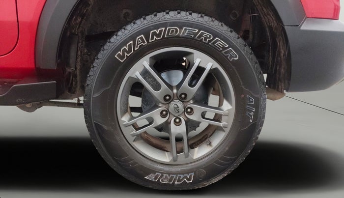 2022 Mahindra Thar LX  P 4WD AT CONVERTIBLE, Petrol, Automatic, 35,208 km, Left Rear Wheel