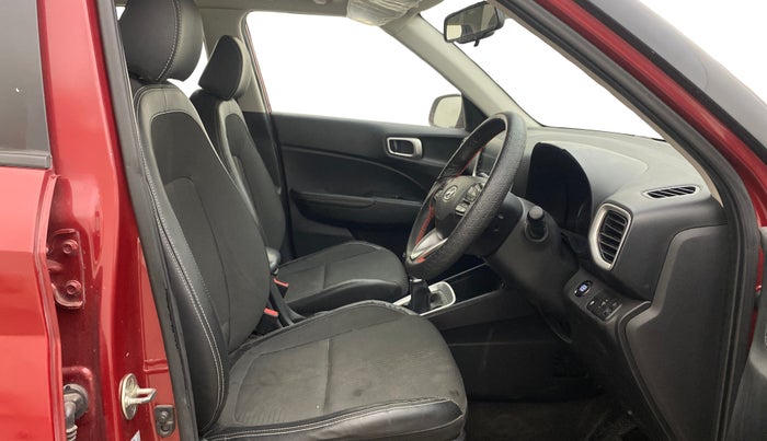 2019 Hyundai VENUE SX(O) 1.4 CRDI, Diesel, Manual, 67,145 km, Right Side Front Door Cabin