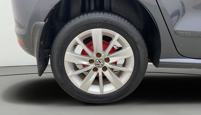 2014 Volkswagen Polo HIGHLINE1.5L, Diesel, Manual, 86,574 km, Right Rear Wheel