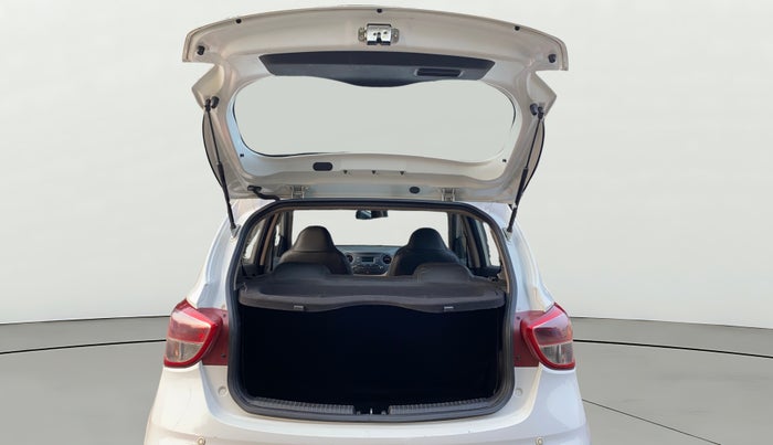 2018 Hyundai Grand i10 MAGNA 1.2 KAPPA VTVT, Petrol, Manual, 67,189 km, Boot Door Open