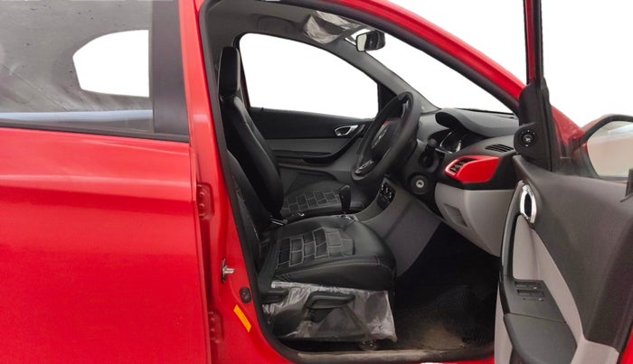 2020 Tata Tiago XZA PETROL, Petrol, Automatic, 11,848 km, Right Side Front Door Cabin