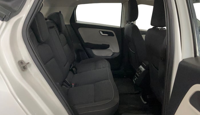 2021 Tata ALTROZ XZ PETROL, Petrol, Manual, 32,697 km, Right Side Rear Door Cabin