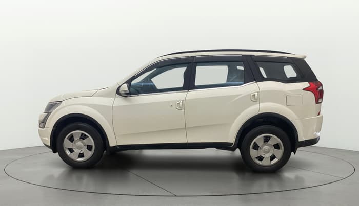 2020 Mahindra XUV500 W7, Diesel, Manual, 61,904 km, Left Side