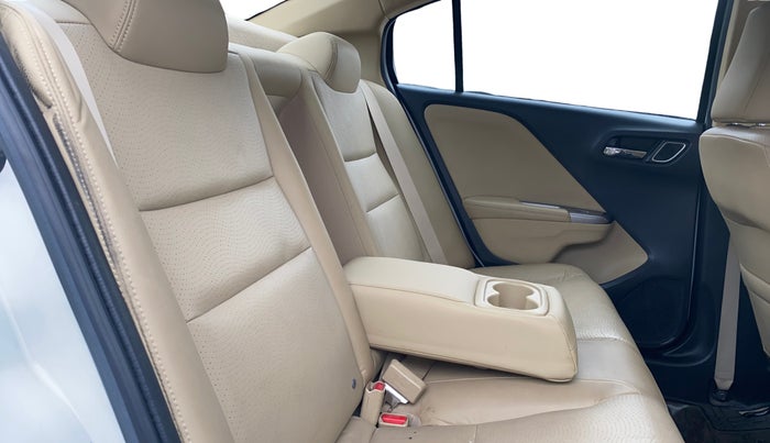 2017 Honda City 1.5L I-VTEC VX CVT, Petrol, Automatic, 68,322 km, Right Side Rear Door Cabin