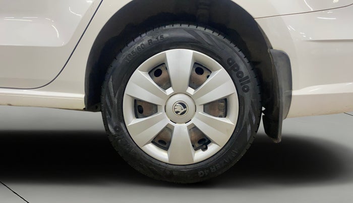 2019 Skoda Rapid 1.6 MPI ACTIVE, Petrol, Manual, 43,215 km, Left Rear Wheel