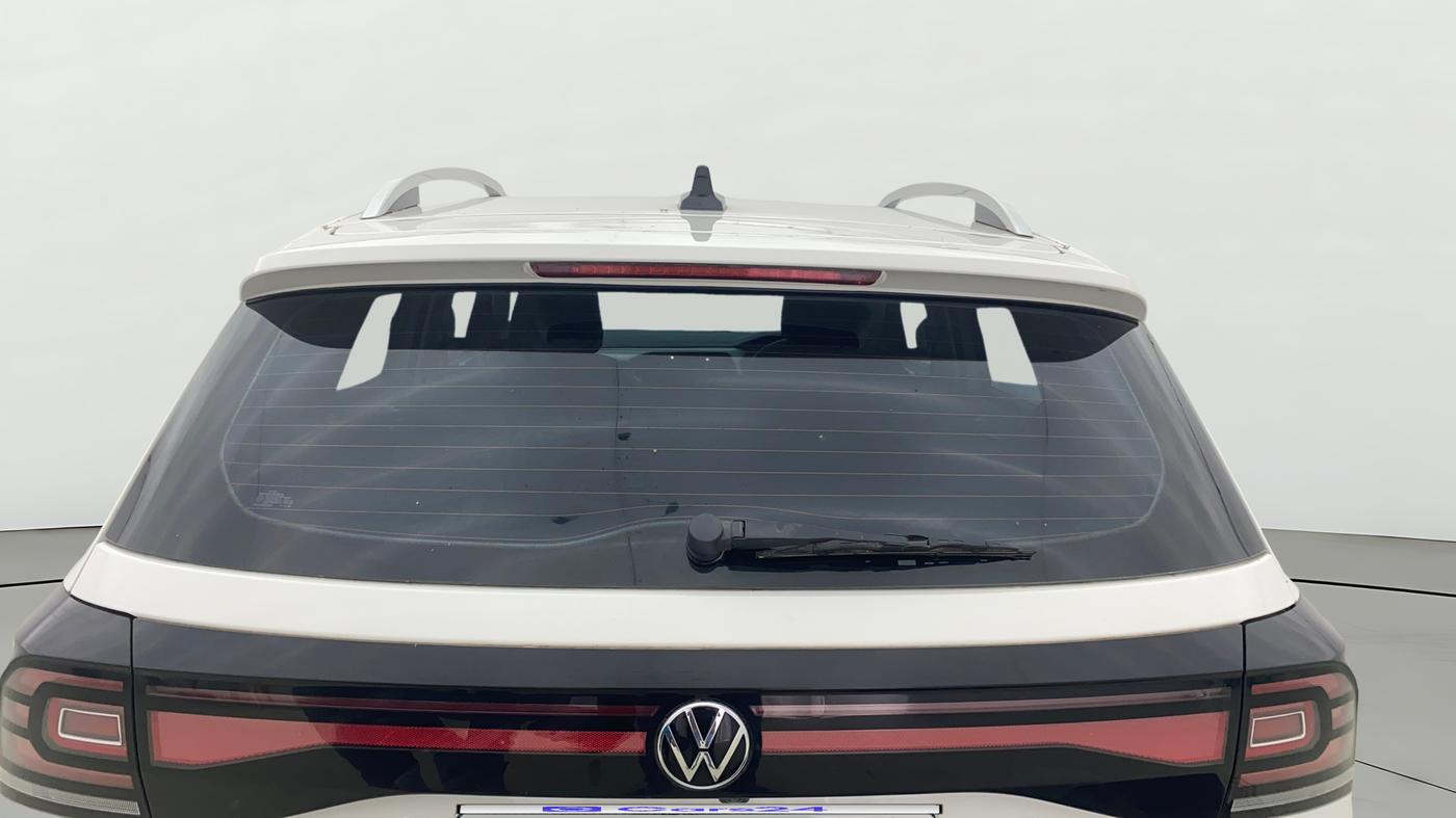 2025 Volkswagen TAIGUN Highline Plus 1.0 TSI AT, Petrol, Automatic, 9,799 km, Rear Windshield