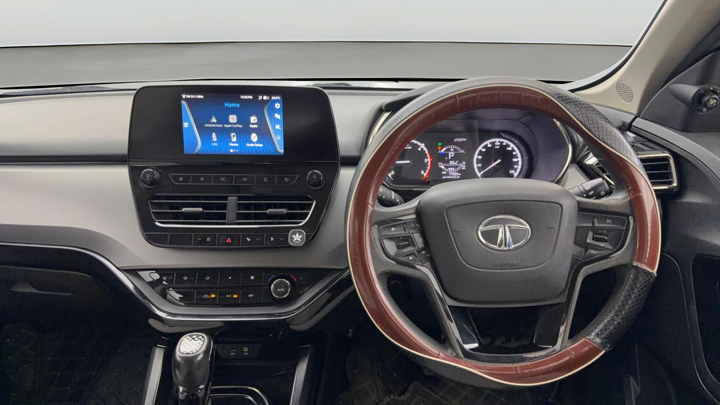 2021 Tata Harrier XTA 2.0L KRYOTEC PLUS, Diesel, Automatic, 77,422 km, Steering Wheel Close Up