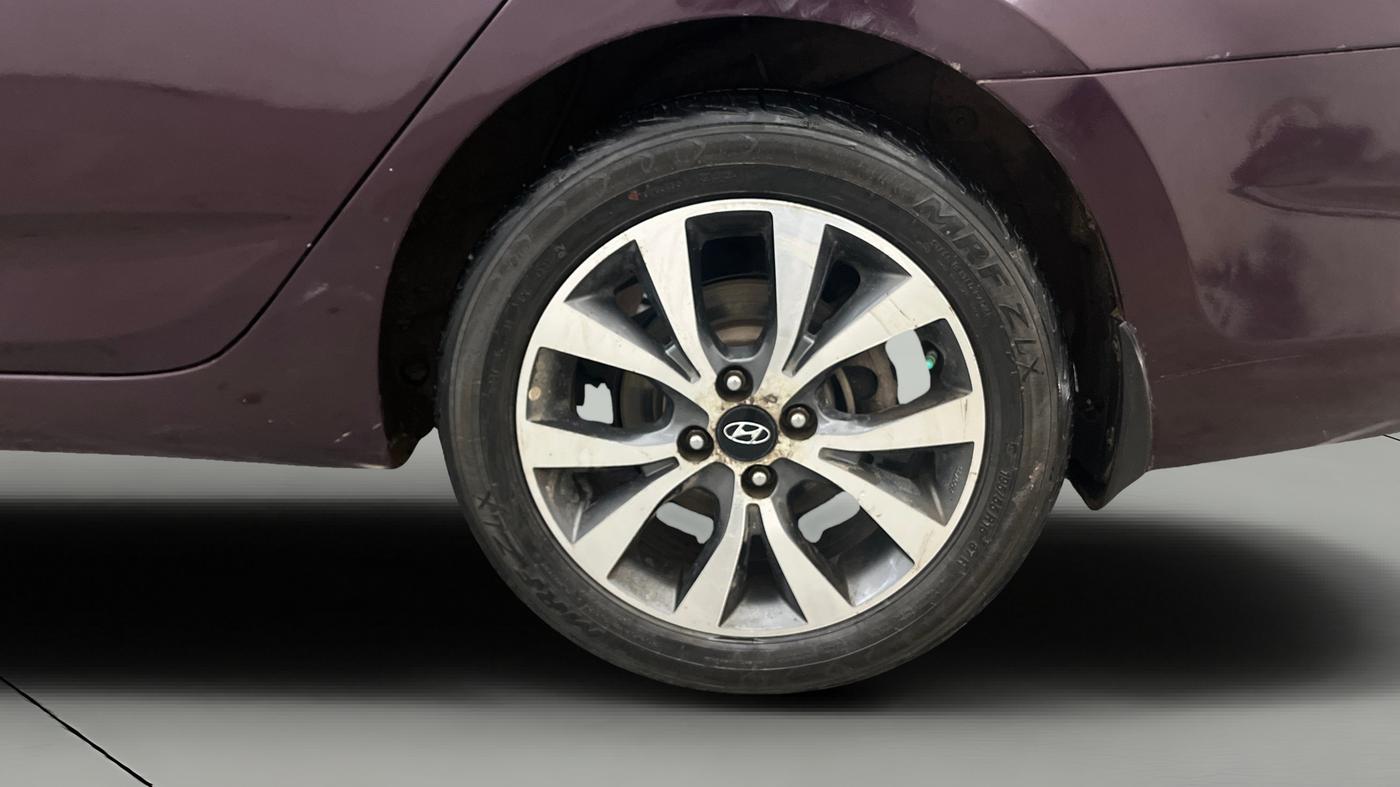 2013 Hyundai Verna FLUIDIC 1.6 VTVT SX OPT AT, Petrol, Automatic, 1,02,812 km, Left Rear Wheel