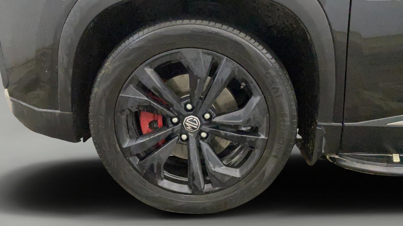 2024 MG HECTOR Sharp Pro Blackstorm 1.5 Turbo CVT, Petrol, Automatic, 33,197 km, Left Front Wheel