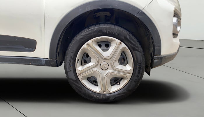 2022 Tata NEXON XM PETROL, Petrol, Manual, 67,121 km, Right Front Wheel