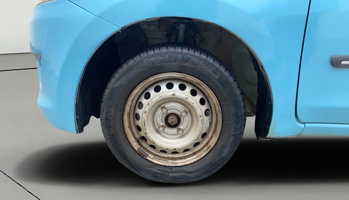 2014 Datsun Go A, Petrol, Manual, 81,445 km, Left Front Wheel