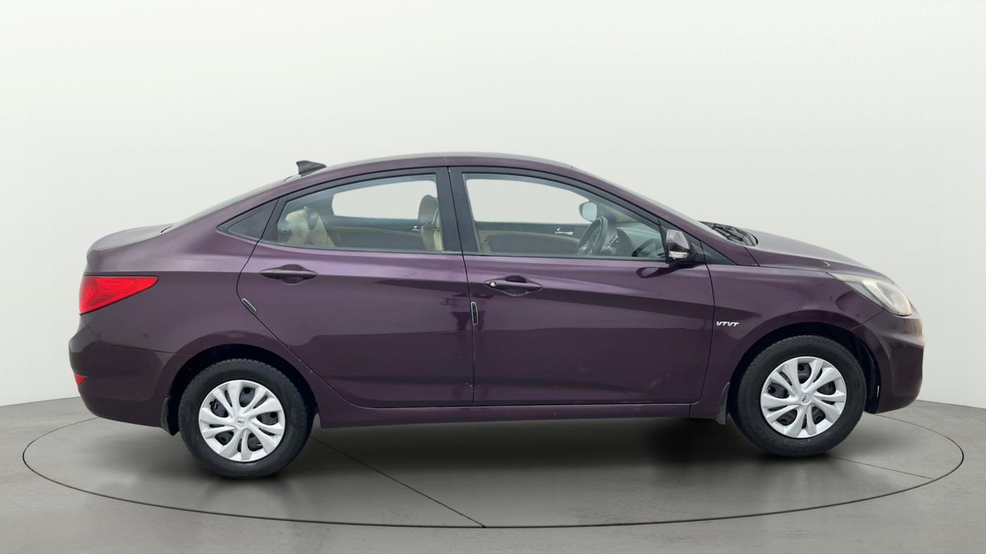 2013 Hyundai Verna FLUIDIC VTVT 1.6 EX AT, Petrol, Automatic, 88,573 km, Right Side View