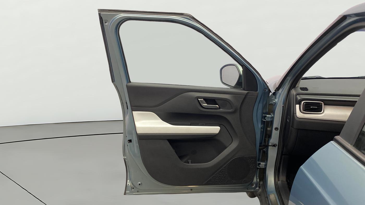 2022 Tata PUNCH CREATIVE  MT, Petrol, Manual, 7,971 km, LHS Front Door