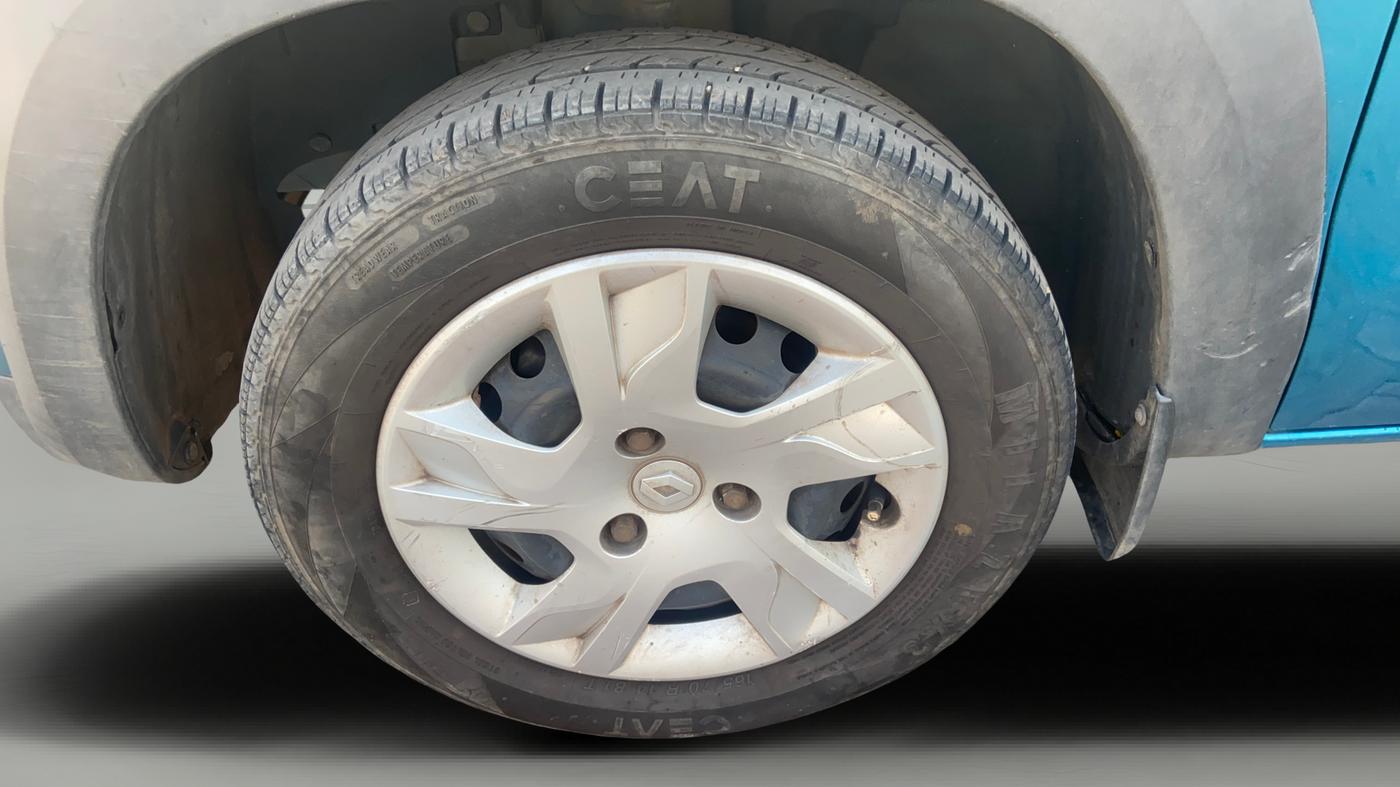 2020 Renault Kwid RXT 0.8, Petrol, Manual, 52,081 km, Left Front Wheel
