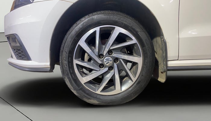 2021 Volkswagen Polo COMFORTLINE 1.0L MPI, Petrol, Manual, 31,674 km, Left Front Wheel