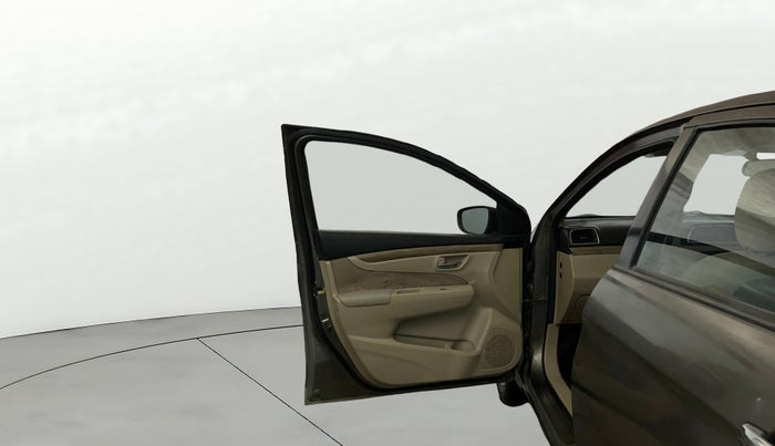 2019 Maruti Ciaz DELTA AT 1.5 SHVS PETROL, Petrol, Automatic, 43,848 km, LHS Front Door