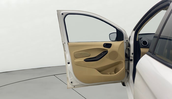 2015 Ford Figo Aspire TREND 1.2 PETROL, Petrol, Manual, 96,534 km, LHS Front Door