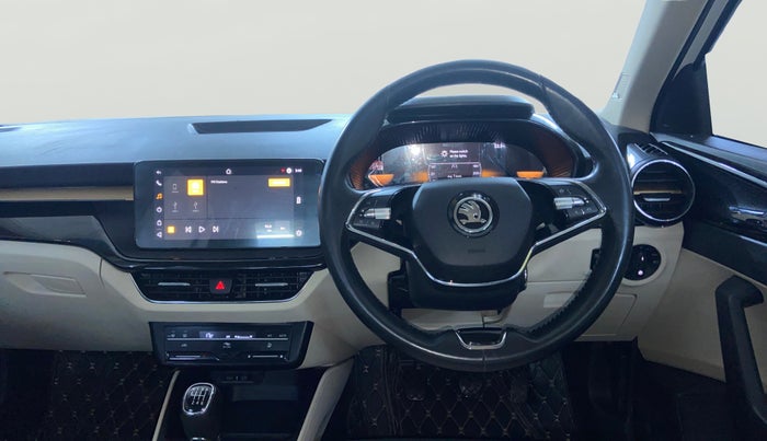 2022 Skoda SLAVIA STYLE 1.0L TSI MT, Petrol, Manual, 47,716 km, Steering Wheel Close Up