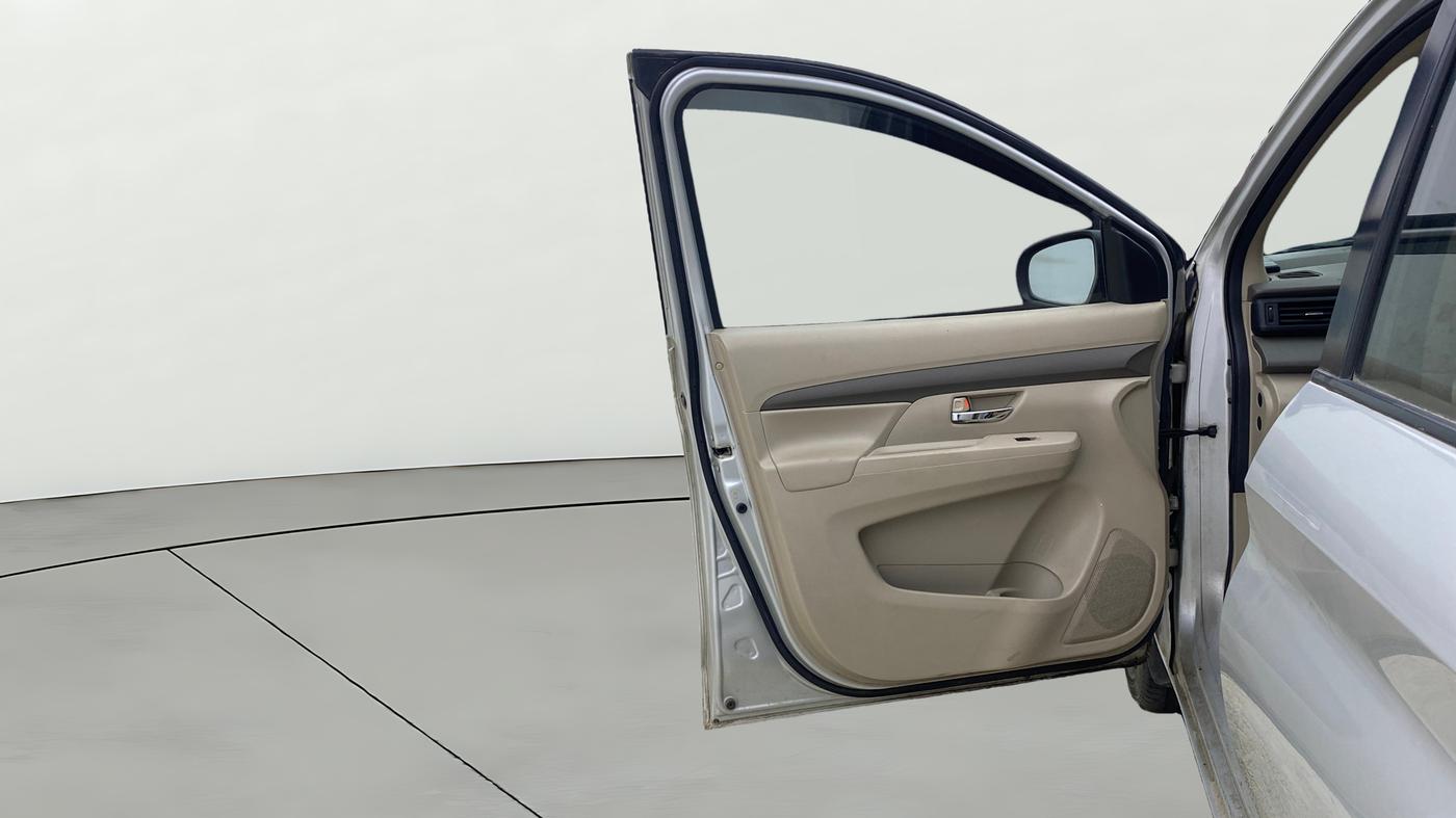 2022 Maruti Ertiga VXI SHVS, Petrol, Manual, 9,786 km, LHS Front Door