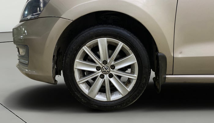 2017 Volkswagen Vento HIGHLINE PETROL AT, Petrol, Automatic, 75,987 km, Left Front Wheel