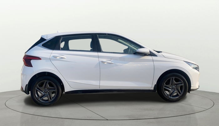 2023 Hyundai NEW I20 SPORTZ 1.2 MT, Petrol, Manual, 48,674 km, Right Side View
