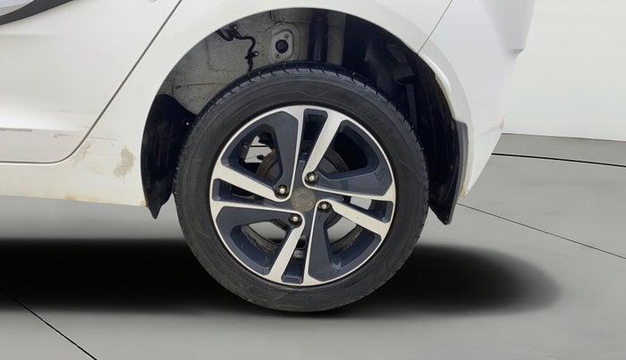 2023 Tata ALTROZ  XZ PLUS (S) , Diesel, Manual, 45,559 km, Left Rear Wheel