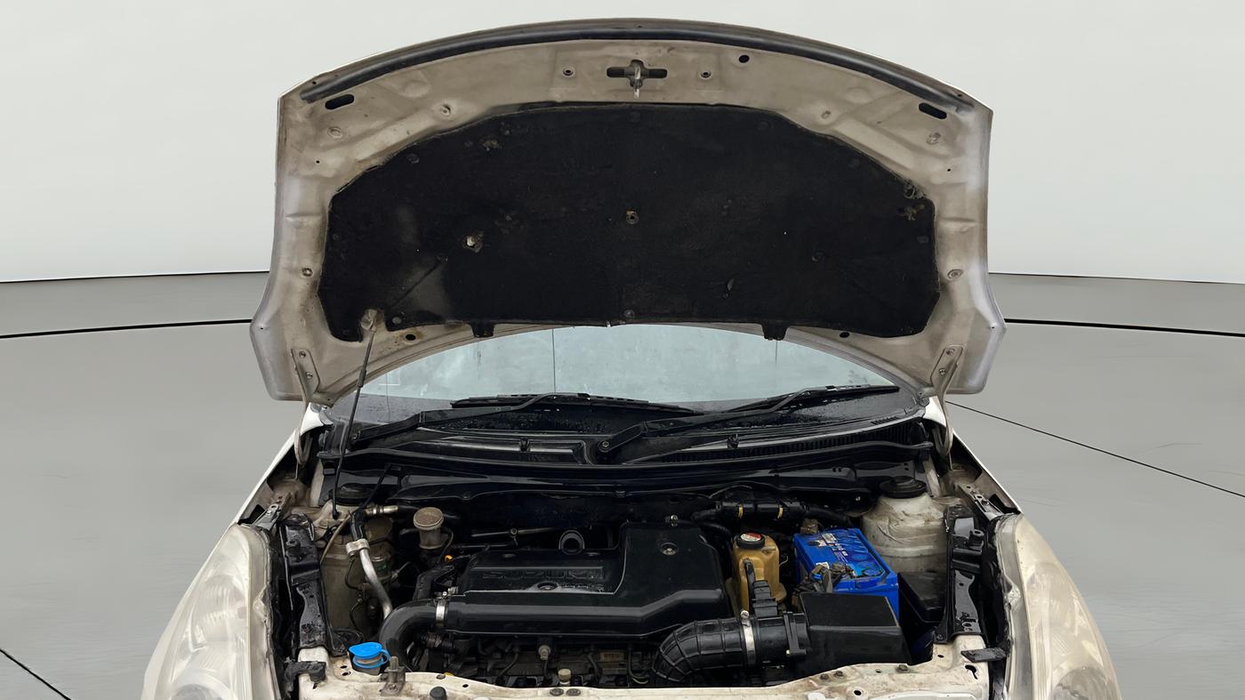 2014 Maruti Swift VDI, Diesel, Manual, 1,11,698 km, Open Bonet