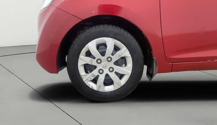 2015 Hyundai Eon MAGNA +, Petrol, Manual, 95,923 km, Left Front Wheel