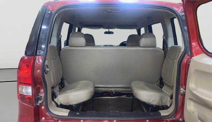 2016 Mahindra TUV300 T8, Diesel, Manual, 30,761 km, Boot Open Zoomed View