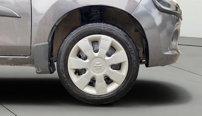 2018 Maruti Alto K10 VXI, Petrol, Manual, 75,260 km, Right Front Wheel