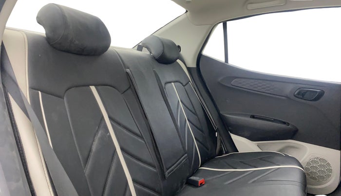 2022 Hyundai AURA S 1.2 CNG, CNG, Manual, 66,968 km, Right Side Rear Door Cabin