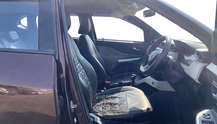 2021 Nissan MAGNITE XV MT, Petrol, Manual, 40,552 km, Right Side Front Door Cabin