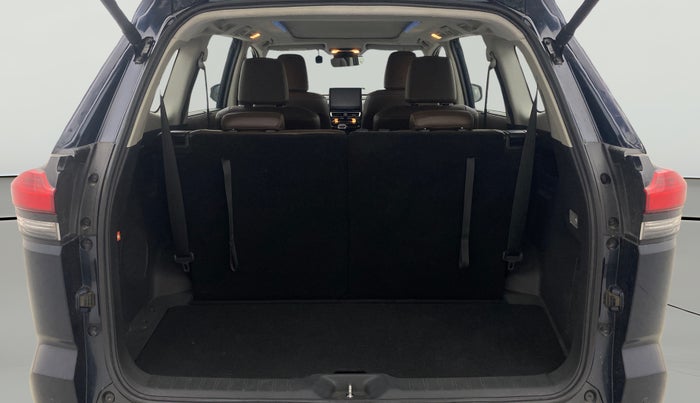 2024 Toyota INNOVA HYCROSS ZX HYBRID 7 STR, Hybrid, Automatic, 31,548 km, Boot Open Zoomed View