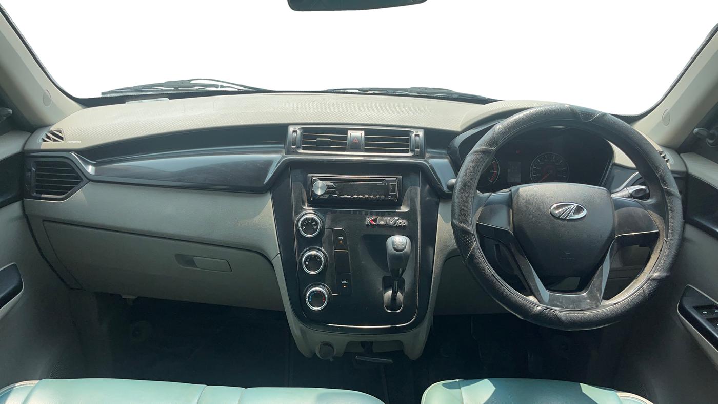 2017 Mahindra Kuv100 K4 PLUS 6 STR, Petrol, Manual, 80,741 km, Dashboard
