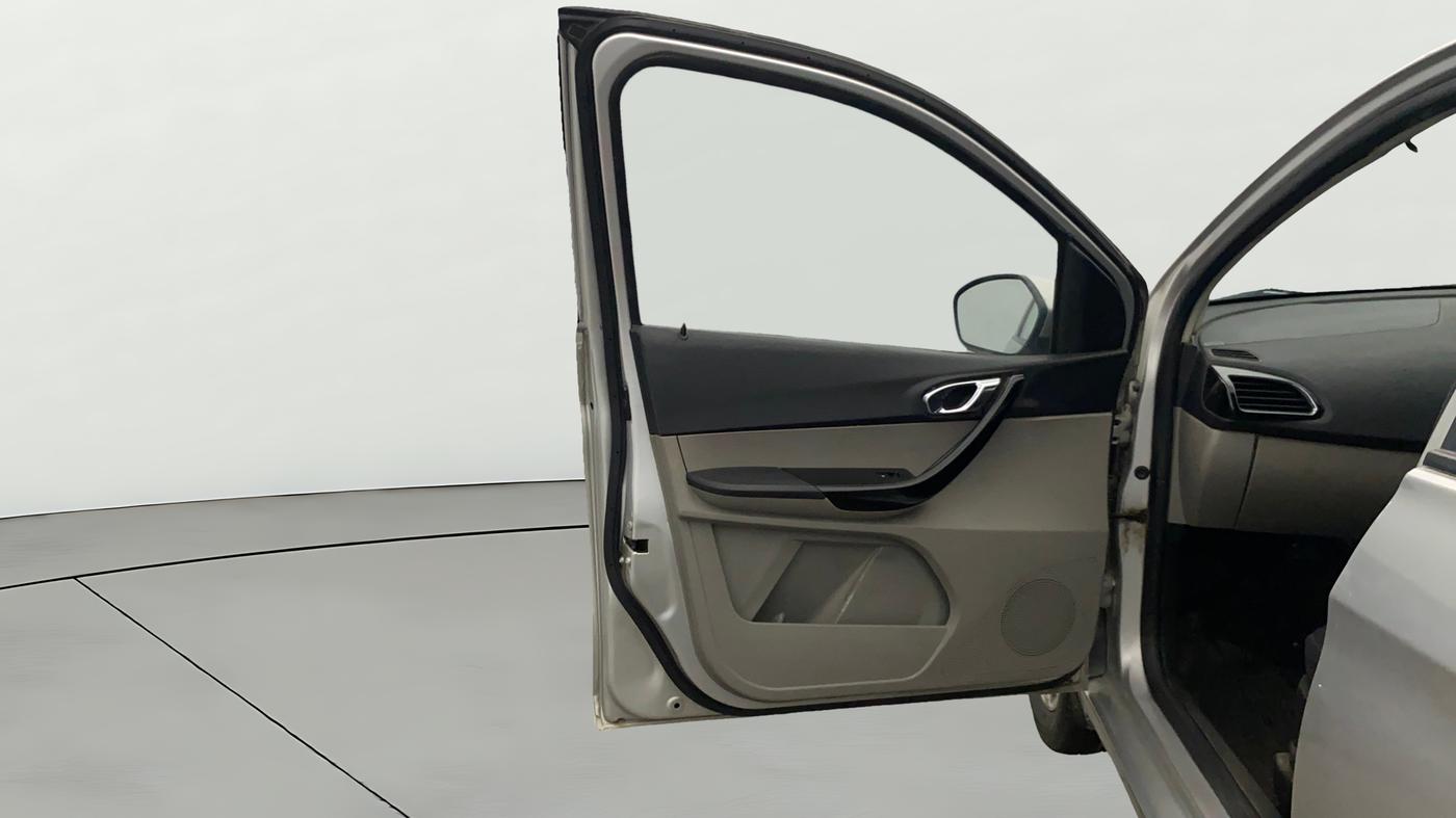 2017 Tata Tiago XZA PETROL, Petrol, Automatic, 68,398 km, LHS Front Door