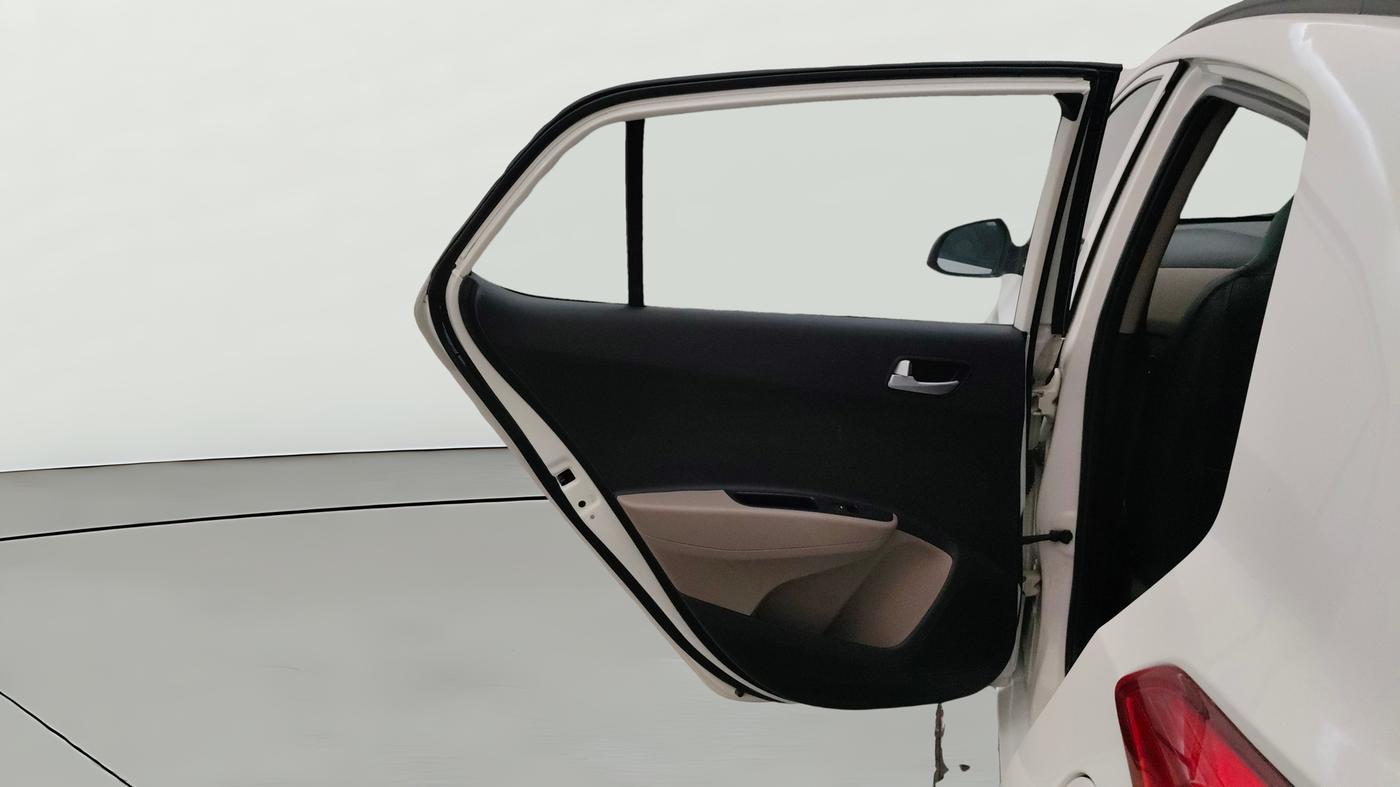 2018 Hyundai Grand i10 SPORTZ AT 1.2 KAPPA VTVT, Petrol, Automatic, 43,805 km, LHS Rear Door