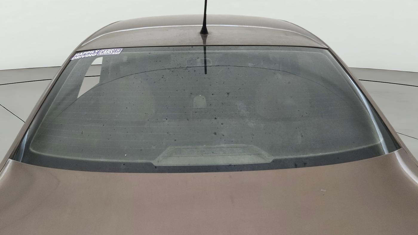 2017 Volkswagen Vento HIGHLINE PETROL AT, Petrol, Automatic, 1,13,139 km, Rear Windshield