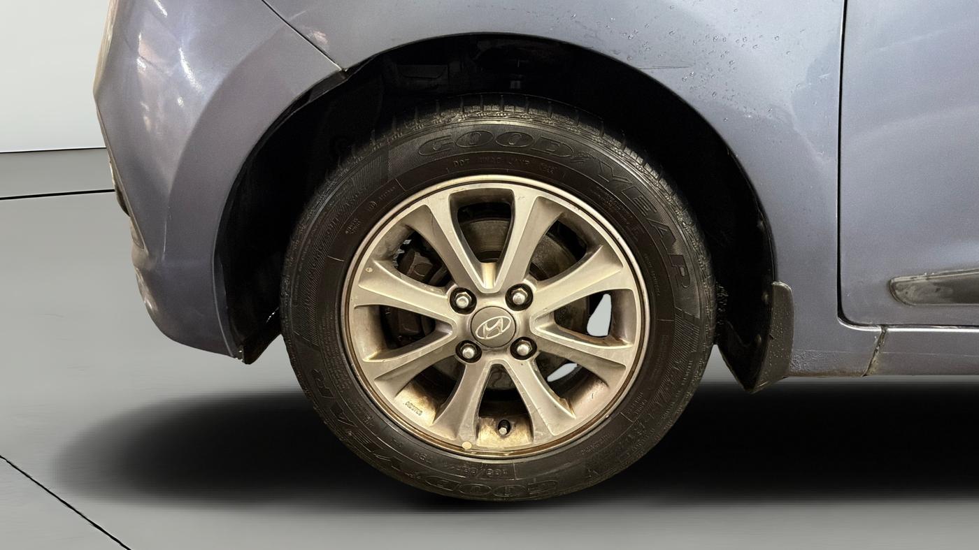 2015 Hyundai Grand i10 ASTA (O) 1.2 KAPPA VTVT, Petrol, Manual, 71,956 km, Left Front Wheel