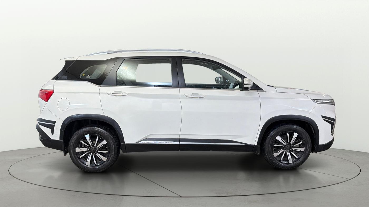 2020 MG HECTOR SHARP 1.5 DCT PETROL, Petrol, Automatic, 30,959 km, Right Side View