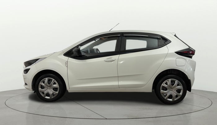 2022 Tata ALTROZ XM PLUS PETROL, Petrol, Manual, 32,439 km, Left Side