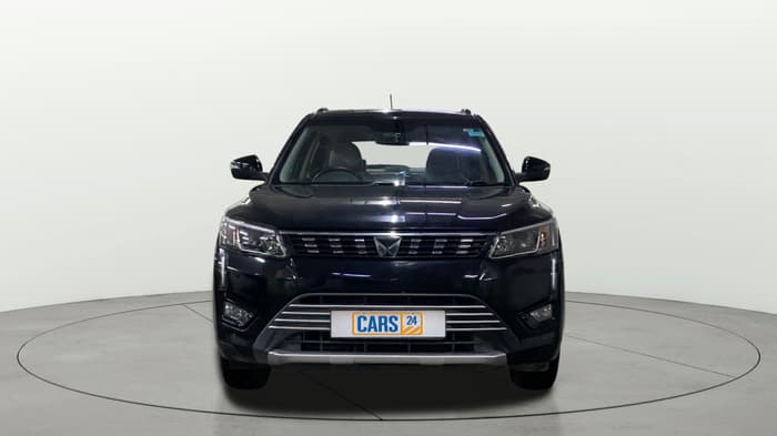2023 Mahindra XUV300 W8 1.2 PETROL, Petrol, Manual, 51,643 km, Front