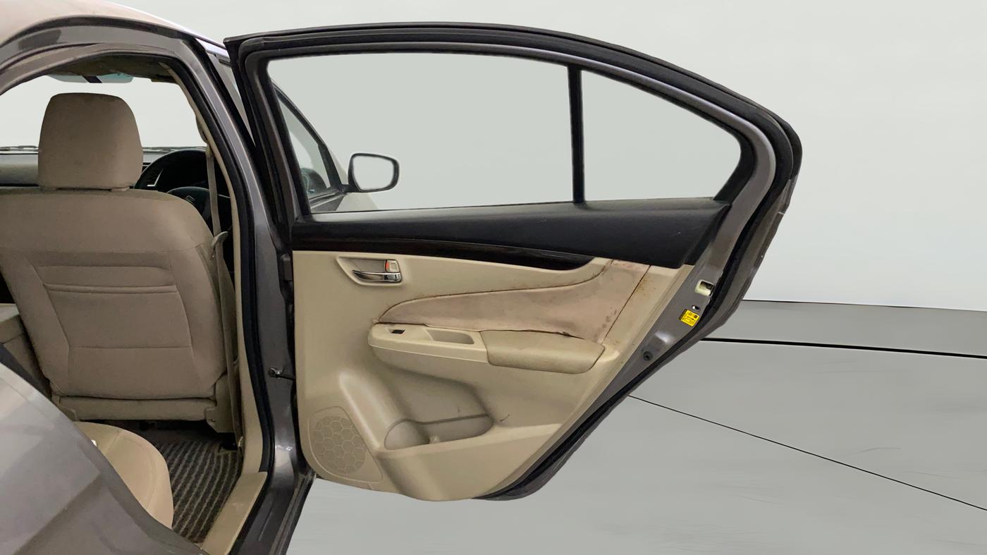 2017 Maruti Ciaz DELTA 1.4 AT PETROL, Petrol, Automatic, 73,208 km, RHS Rear Door