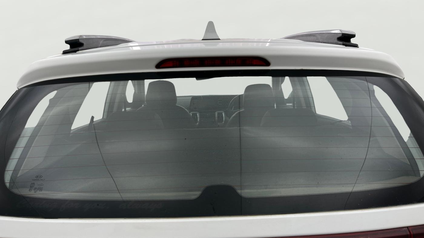 2021 KIA SONET HTX 1.5, Diesel, Manual, 70,806 km, Rear Windshield