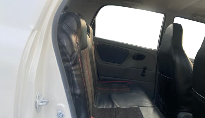 2014 Maruti Alto K10 VXI, Petrol, Manual, 60,822 km, Right Side Rear Door Cabin