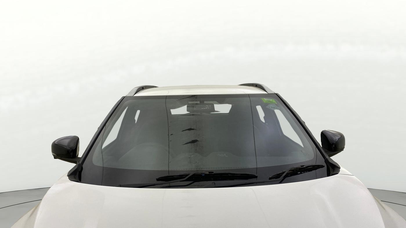 2023 Nissan MAGNITE XV PREMIUM, CNG, Manual, 8,743 km, Front Windshield